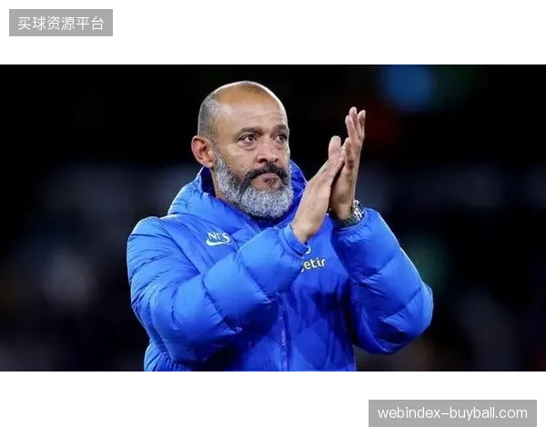 努诺的防守反击战术在主客场均坚定执行,诺丁汉森林用放弃控球的策略最大化反击效率 努诺的防守反击战术在主客场均坚定执行,诺丁汉森林用放弃控球的策略最大化反击效率